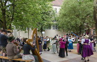 Der Neuöttinger Kocherlball am Sonntagmorgen. (Fotos: Attenhauser)